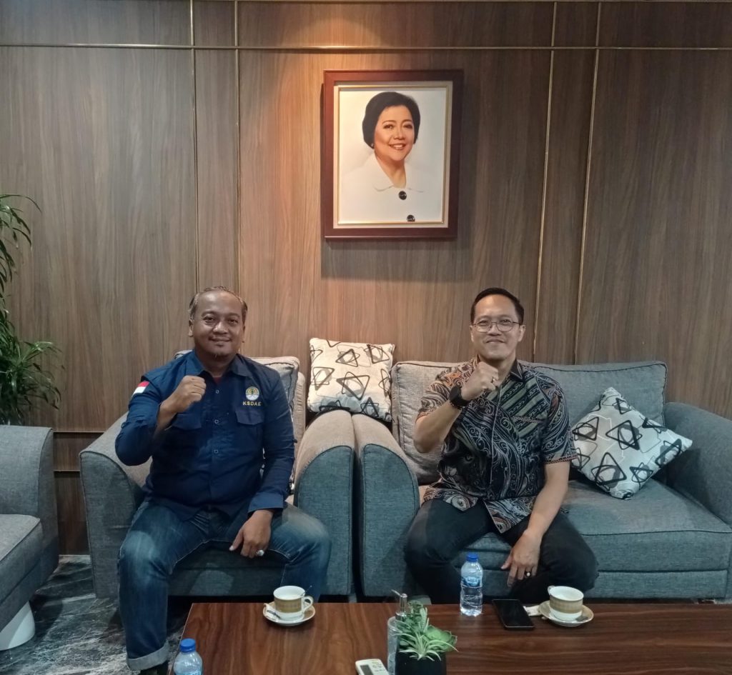 Ketika Wakil Rakyat Menjadi Musuh Rakyat